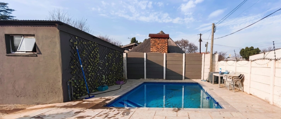 3 Bedroom Property for Sale in Miederpark North West